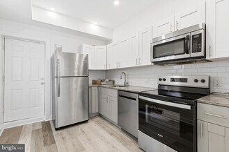 2150 N Franklin St in Philadelphia, PA - Building Photo - Building Photo