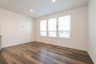 4755 N Tower Dr in Denver, CO - Building Photo - Building Photo