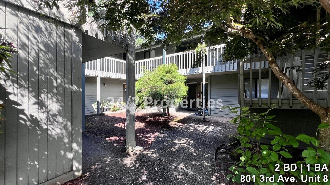 801 3rd Ave in Oregon City, OR - Building Photo