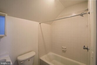 1222 South St-Unit -UNIT 2 in Philadelphia, PA - Building Photo - Building Photo