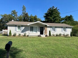 4020 Ames Dr in Nashville, TN - Building Photo