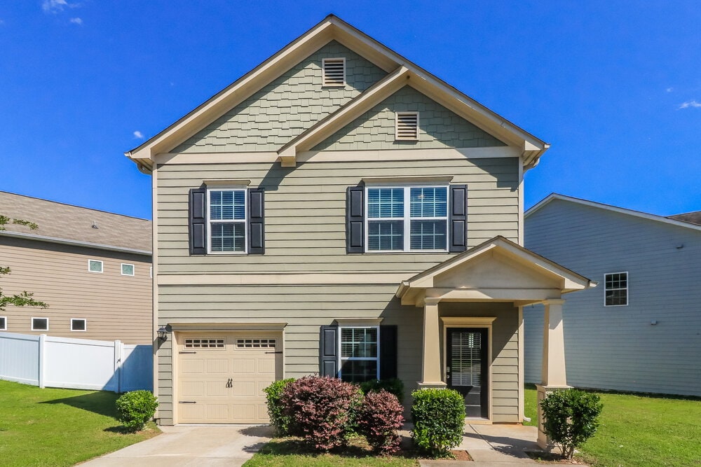 73 Howard Ave in Cartersville, GA - Building Photo