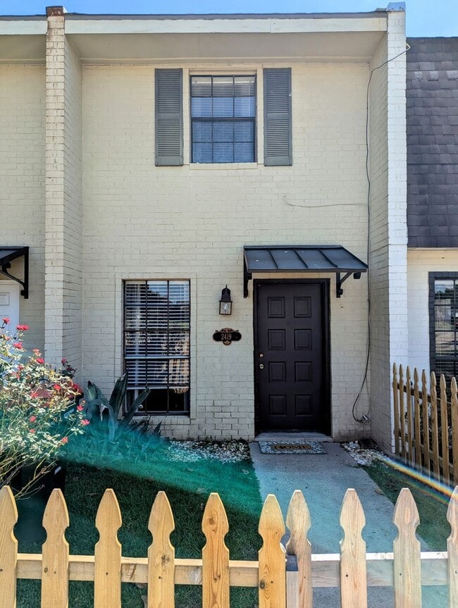 property at 2419 Robley Dr