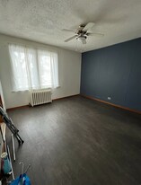 2346 Winnipeg St in Regina, SK - Building Photo