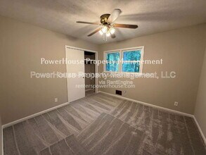 3155 Oak Dr in Lawrenceville, GA - Building Photo - Building Photo