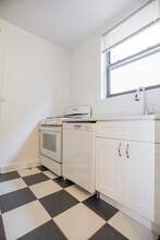 1624 W Lunt Ave, Unit #1A in Chicago, IL - Building Photo - Building Photo