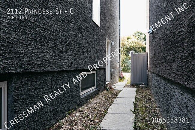2112 Princess St in Regina, SK - Building Photo - Building Photo