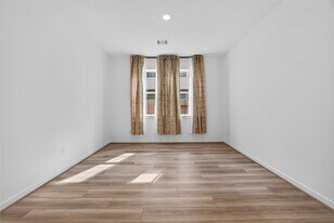 9627 Starry Eyes Ln in Richmond, TX - Building Photo