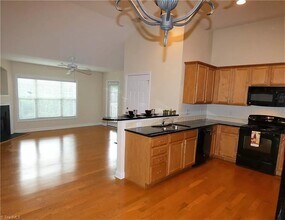 4722 Tatton Park Cir in Winston-Salem, NC - Building Photo - Building Photo