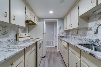 20 Brian Dr in Stoughton, MA - Building Photo - Building Photo