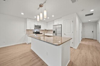 41 Ponce Deleon Dr in Palm Coast, FL - Building Photo - Building Photo