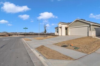 5028 Hazelnut Ln in Austin, TX - Building Photo - Building Photo