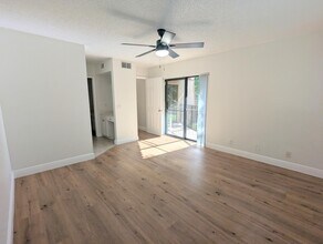 8189 Severn Dr in Boca Raton, FL - Building Photo - Building Photo