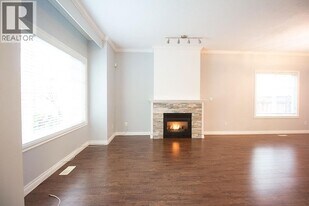 5931 Williams Rd in Richmond, BC - Building Photo