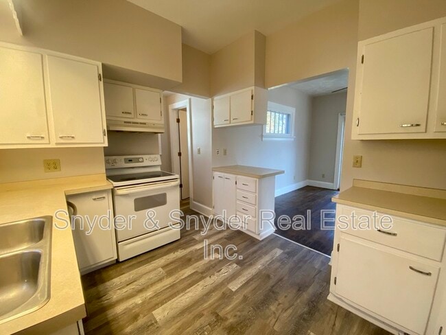 623 Doris Ave in Akron, OH - Building Photo - Building Photo