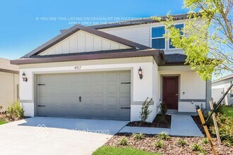 4157 Goldfoil Rd in Spring Hill, FL - Building Photo - Building Photo