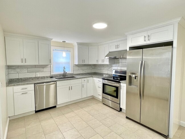 property at 6 Booth St