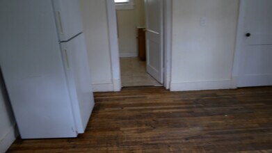 96 Huntington St in New Brunswick, NJ - Foto de edificio - Building Photo