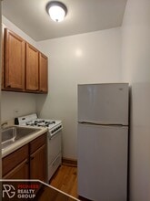 546 W Wellington Ave, Unit 207 in Chicago, IL - Building Photo - Building Photo