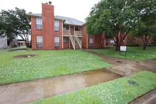 5610 Brookview Ct in Sachse, TX - Building Photo