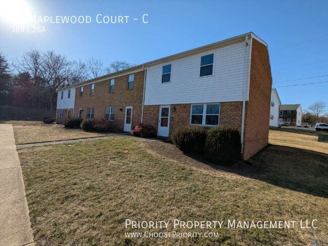 31 Maplewood Ct in Harrisonburg, VA - Building Photo - Building Photo