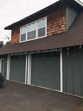 1637 NW 4th St in Bend, OR - Building Photo - Building Photo