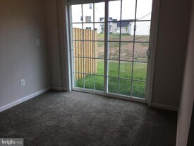 145 Jewel Box Dr in Stephenson, VA - Building Photo