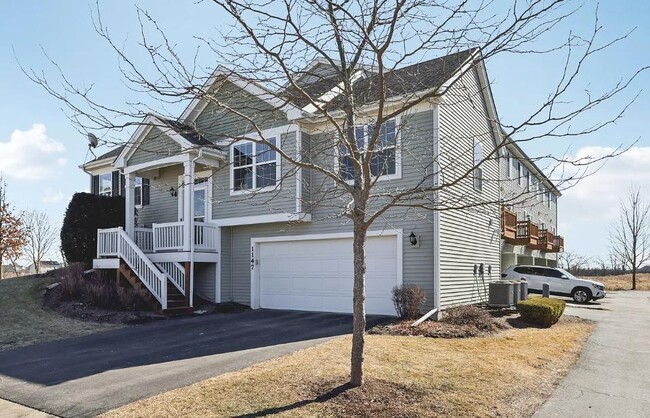 1147 Piccolo Ln in Volo, IL - Building Photo - Building Photo