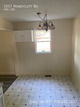 1057 Honeycutt Rd in Fayetteville, NC - Building Photo - Building Photo