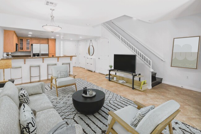 301 W G St in San Diego, CA - Building Photo - Building Photo
