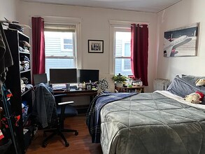 11 Chester St, Unit 2 in Boston, MA - Building Photo - Building Photo