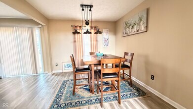 6010 Lakeside Manor Ave in Indianapolis, IN - Building Photo - Building Photo