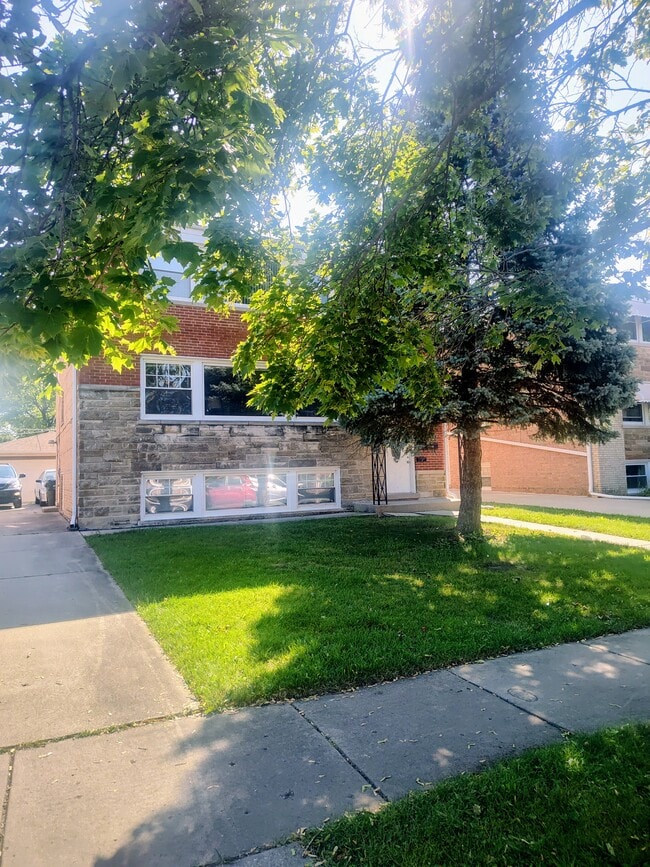8845 N Wisner St, Unit Garden