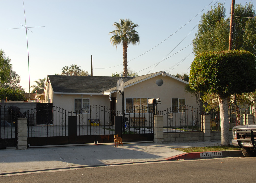 Rose Terrace Mobile Park in South El Monte, CA - Building Photo