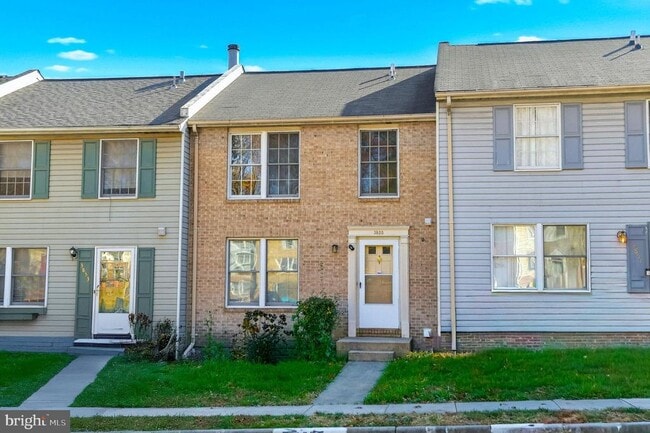 property at 3855 Sunny Brook Ct