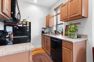 221 W Newton St in Boston, MA - Building Photo - Building Photo