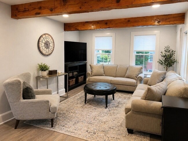 7 Forest Ave in Natick, MA - Building Photo - Building Photo