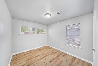 5814 Westover St in Houston, TX - Building Photo - Building Photo