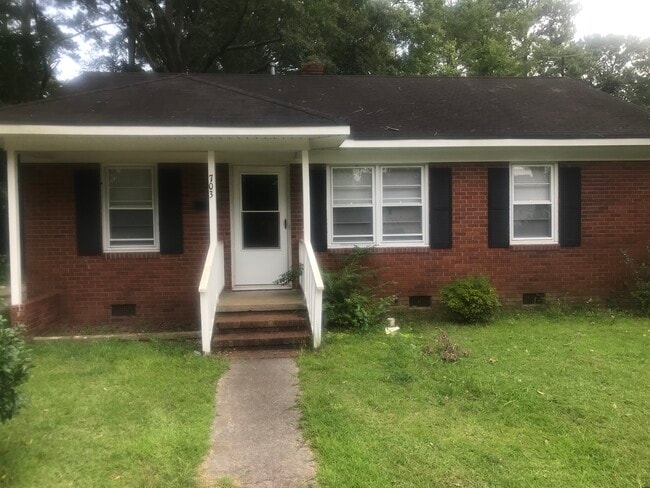 703 Jackson Ln in Kinston, NC - Building Photo - Building Photo
