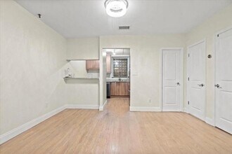 186 Wayne St in Jersey City, NJ - Building Photo - Building Photo