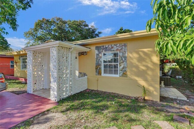 property at 415 NW 138th St