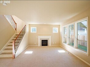 8219 SW Oleson Rd in Portland, OR - Building Photo - Building Photo