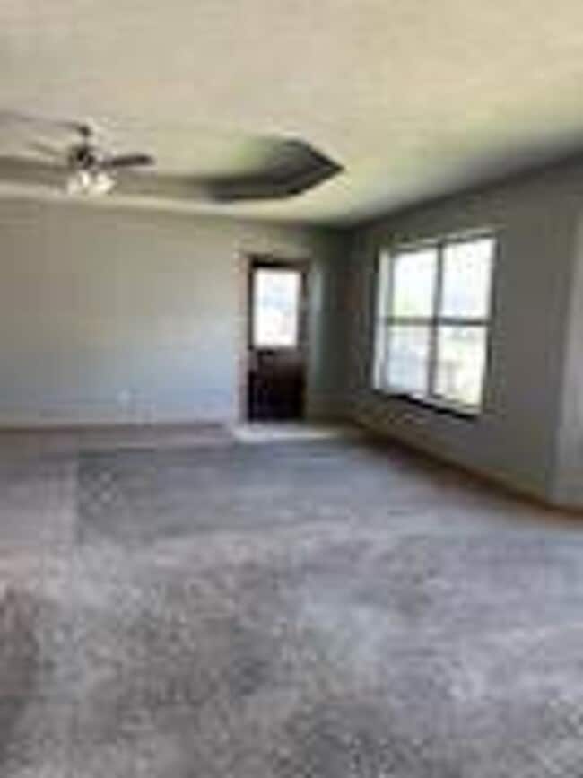 property at 3045 W Greenwood St