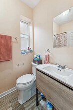 5412 S Wood St in Chicago, IL - Building Photo - Building Photo