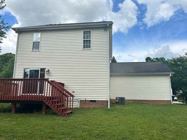 3217 Forest Mill Cir in Raleigh, NC - Building Photo - Building Photo