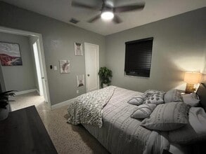 1728 NE 17th Ter in Fort Lauderdale, FL - Building Photo - Building Photo