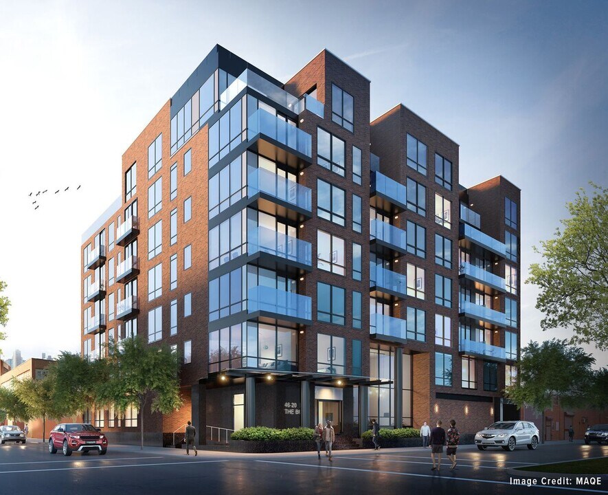 4620 11th St in Queens, NY - Building Photo