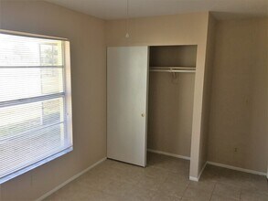 521 SE 4th St in Cape Coral, FL - Building Photo - Building Photo