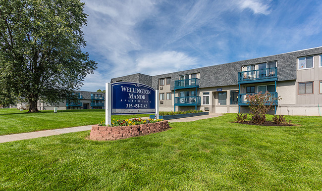 Wellington Manor Apartments