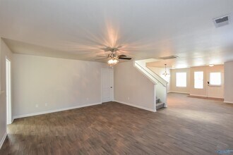 109 Belle Haven Dr in Owens Cross Roads, AL - Building Photo - Building Photo
